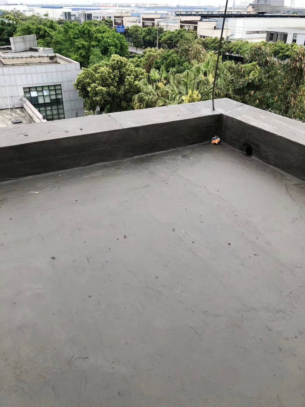 1716031776163266